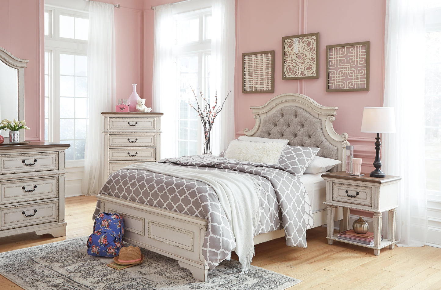Realyn Upholstered Panel Bed