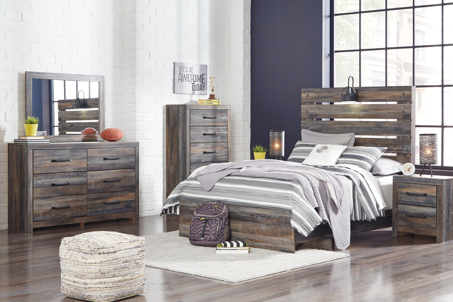 Drystan Panel Bed With Mirrored Dresser, Chest And Nightstand