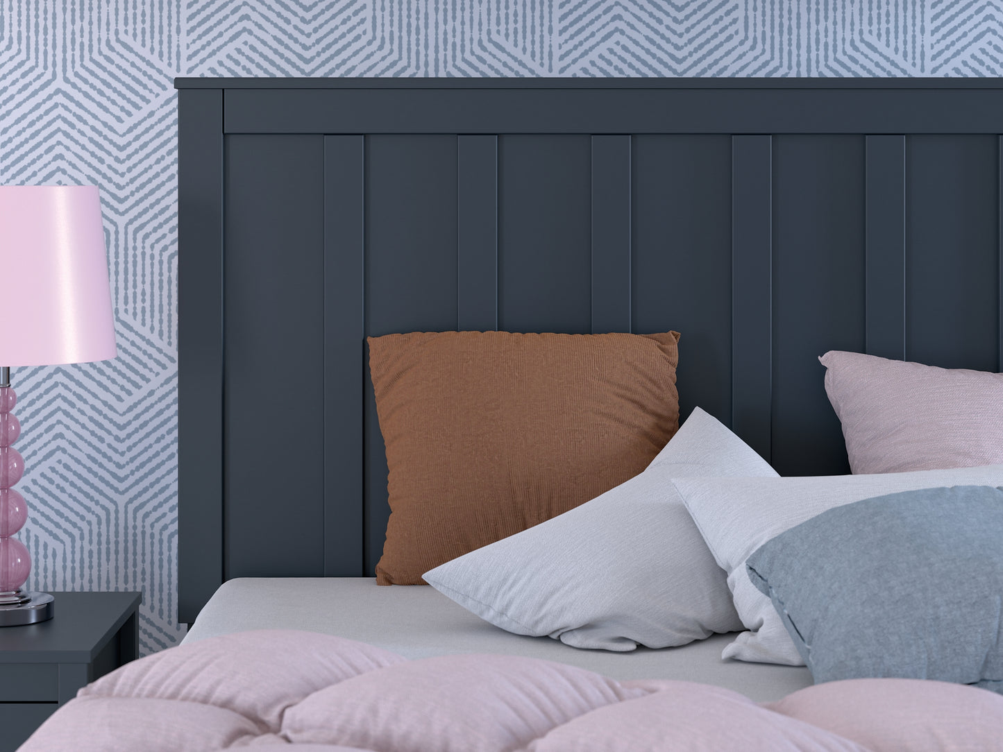 Simmenfort Platform Bed