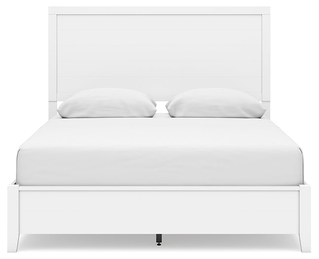 Binterglen Queen Panel Bed with Mirrored Dresser and Nightstand