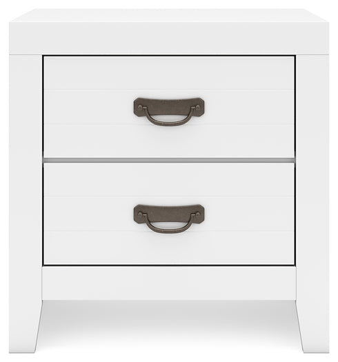 Binterglen Queen Panel Bed with Mirrored Dresser and Nightstand