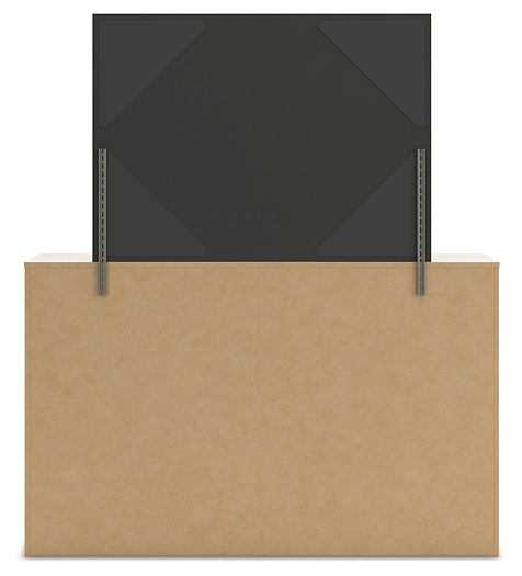 Lawroy King Panel Headboard with Mirrored Dresser, Chest and Nightstand