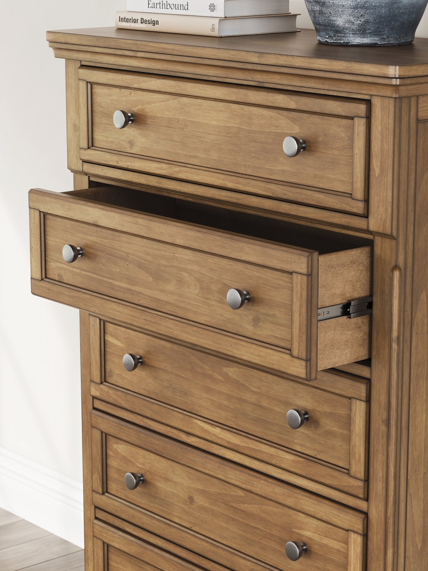 Feddinger California King Panel Bed with Mirrored Dresser and Chest